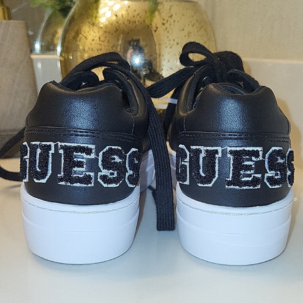 GUESS Women's Size 6 Black Sneakers . Low Varsity. NEW. Bold Logo Lace Up